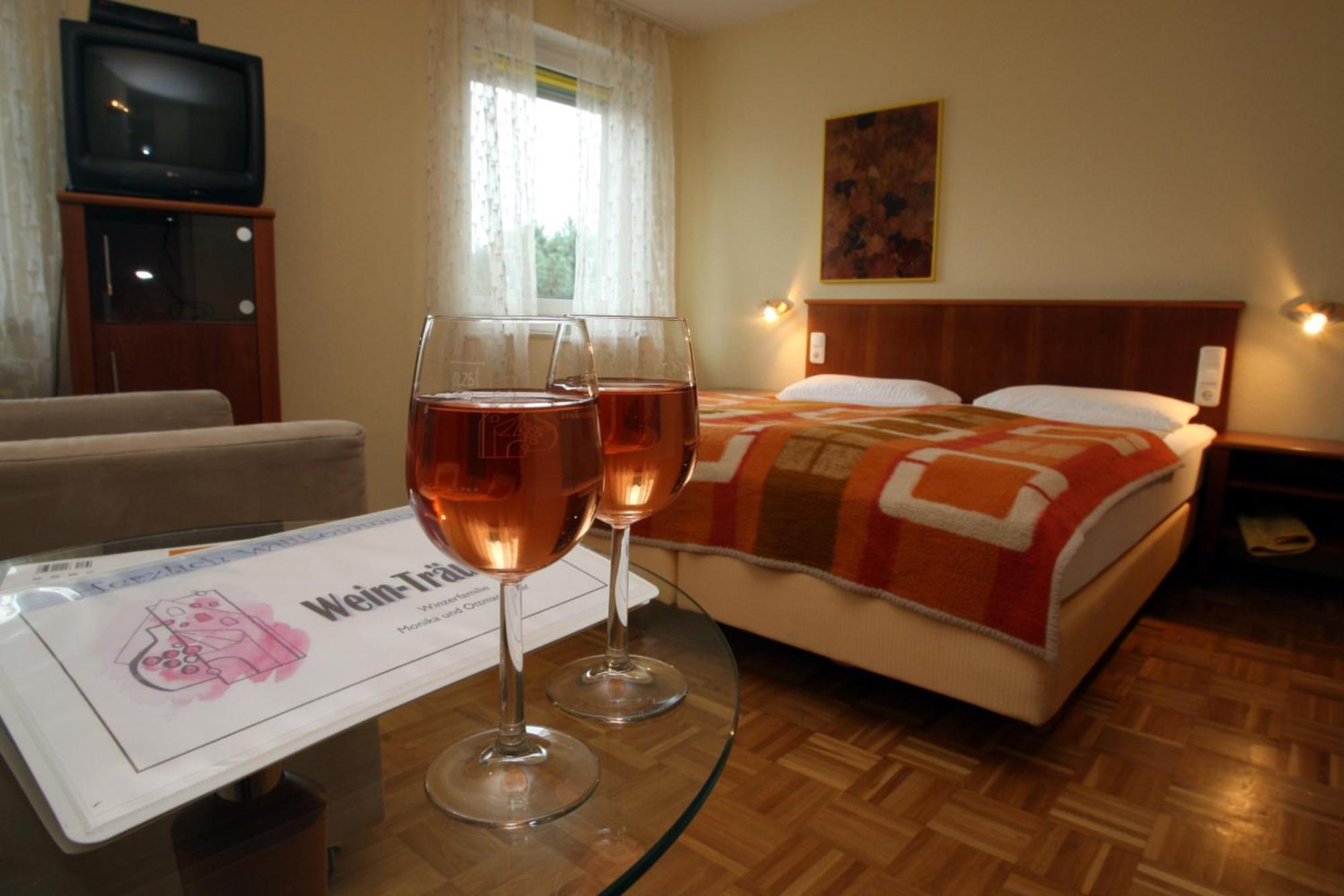 Hotel Wein-Traeume Thüngersheim Zewnętrze zdjęcie